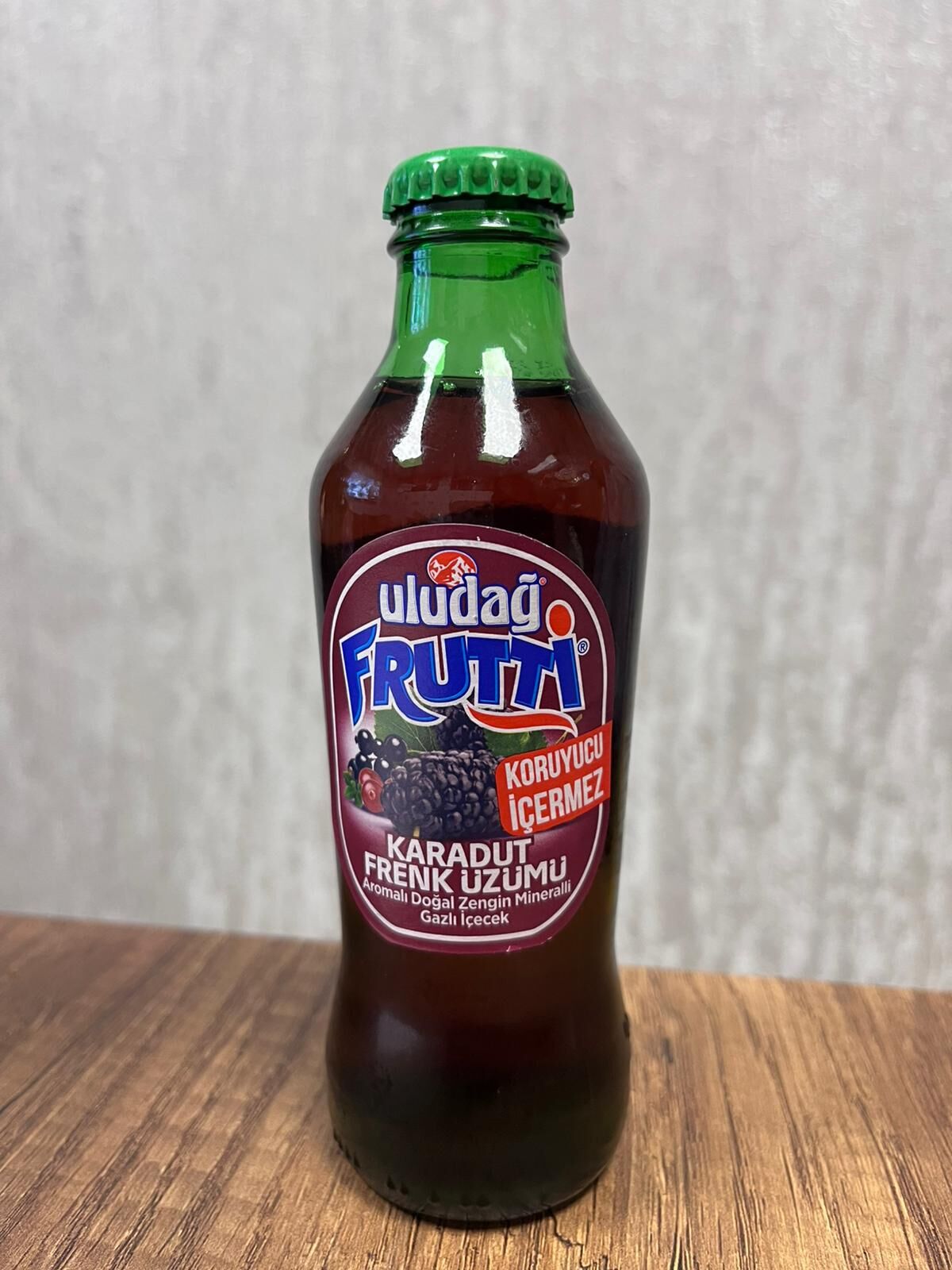 Uludağ Frutti Karadut ve Frenk Üzümü Soda 200 Ml
